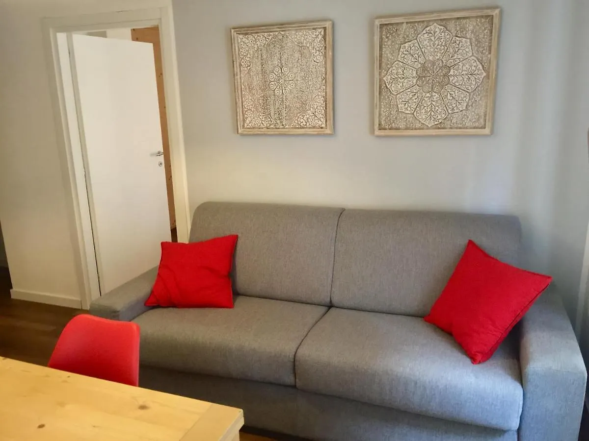Cima Cadi Apartment Ponte Di Legno Italy